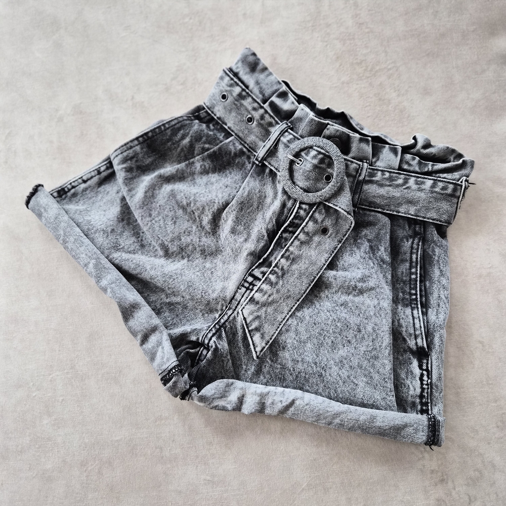 ☆5/$15☆Forever 21 High-Waisted Paperbag Denim Shorts | Acid Wash Gray